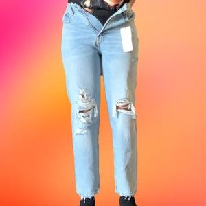 Zara mom fit jeans ( Ankle length & High rise)